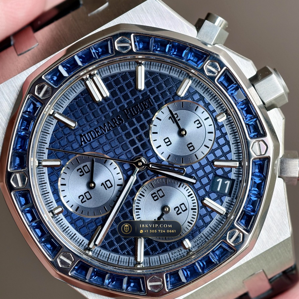 Audemars Piguet Royal Oak Selfwinding Chronograph 41mm Diamond-Set Bezel 18K White Gold Ref. 26240BC.SS.1320BC.01 — Private Vault Edition — Studio Gallery Plate IV in 18K White Gold Au750 (158.7g Verified Mass, Audemars Piguet Cal. 4401 Flyback Chronograph)