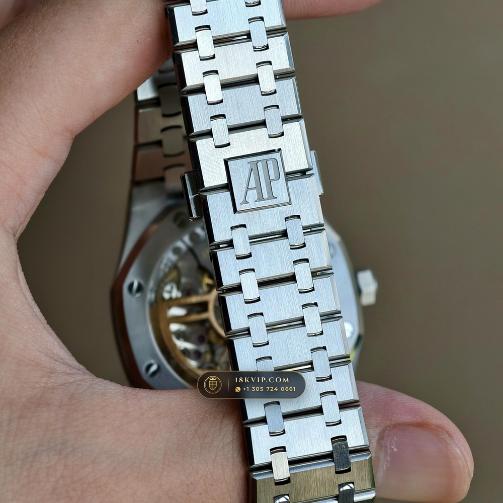 Audemars Piguet Royal Oak Selfwinding 41mm Geneva Atelier Spec Ref. 15510ST — Private Vault Edition — Studio Gallery Plate VIII in 904L Stainless Steel Custom Architecture (166.4g Verified Mass, Audemars Piguet Cal. 4302 - 70h Power Reserve)
