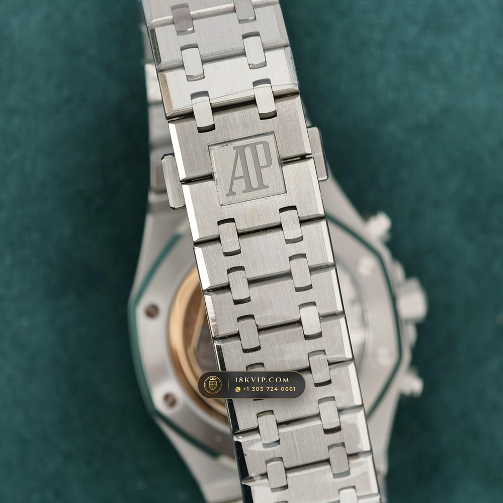 Audemars Piguet Royal Oak Selfwinding Chronograph 41mm Custom Tapestry Dial 22K Gold Rotor Ref. 26240ST — Private Vault Edition — Studio Gallery Plate VIII in 904L Stainless Steel Custom Architecture (180.3g Verified Mass, Audemars Piguet Cal. 4401 Flyback Chronograph)