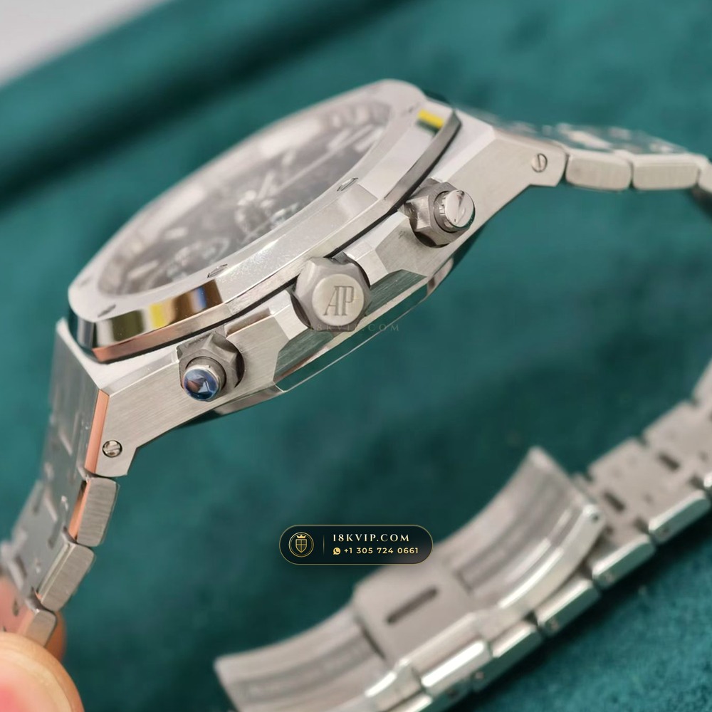 Audemars Piguet Royal Oak Selfwinding Chronograph 41mm Ref. 26240ST.OO.1320ST.08 — Private Vault Edition — Studio Gallery Plate V in 904L Stainless Steel Custom Architecture (180.5g Verified Mass, Audemars Piguet Cal. 4401 Flyback Chronograph)
