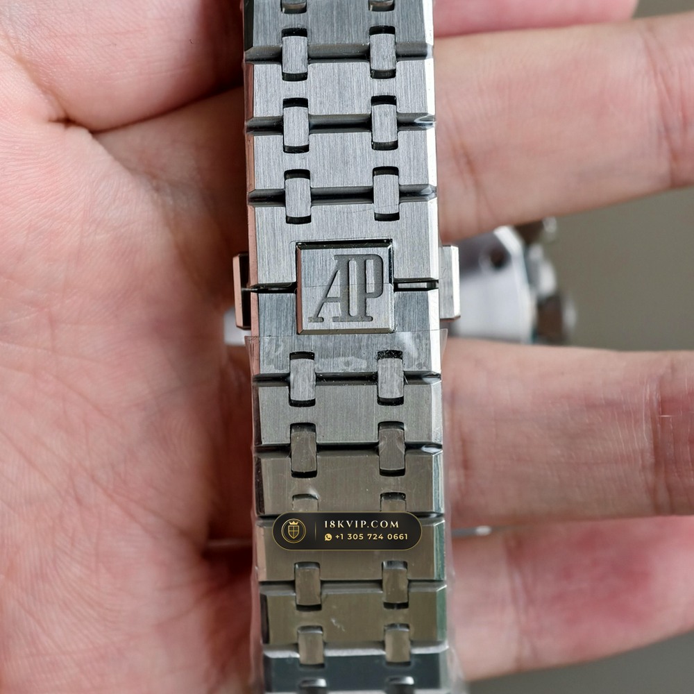Audemars Piguet Royal Oak Selfwinding Chronograph 41mm Ref. 26331ST.OO.1220ST.01 — Private Vault Edition — Studio Gallery Plate VI in 904L Stainless Steel Custom Architecture (180.3g Verified Mass, Audemars Piguet Cal. 2385 Column-Wheel Chronograph)