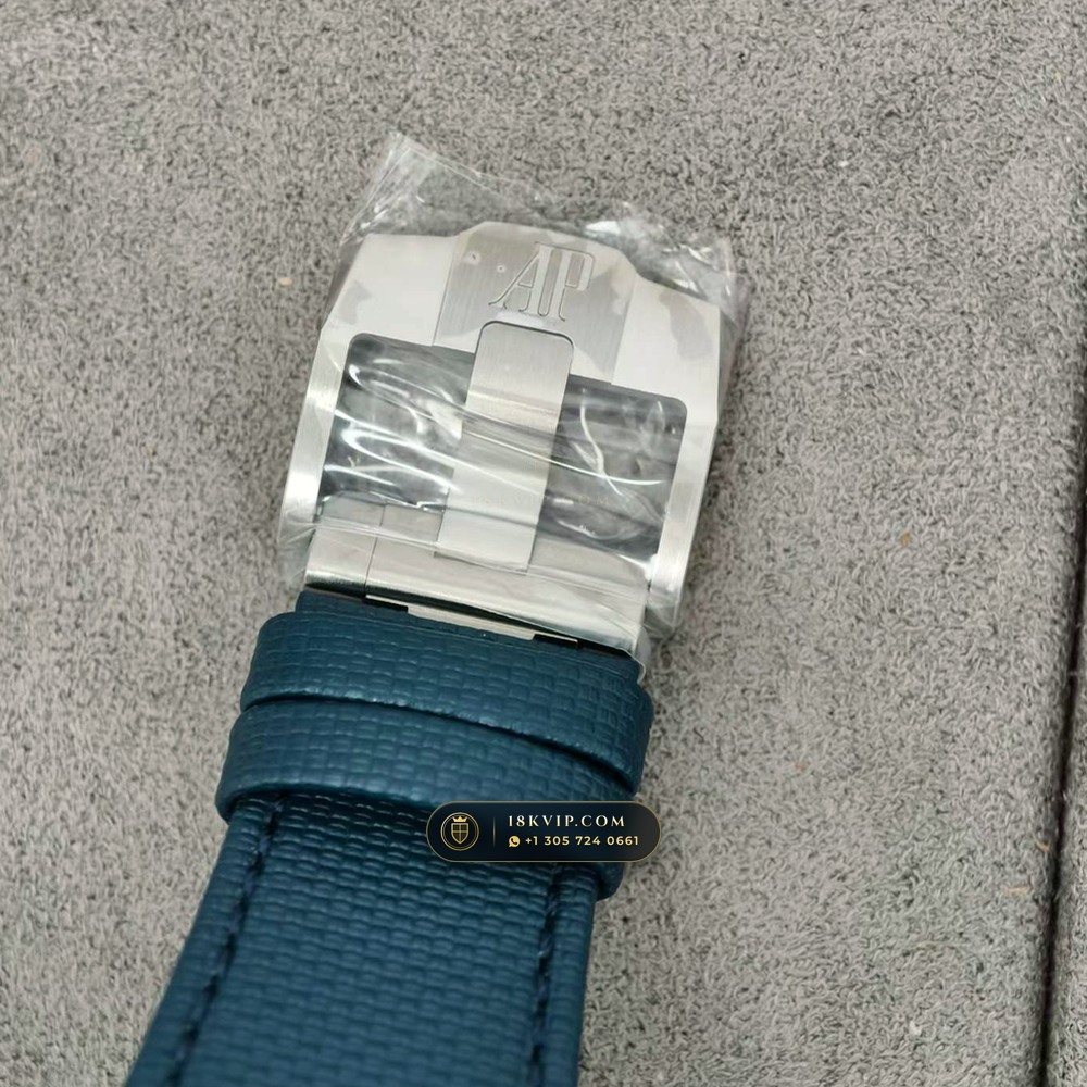 Audemars Piguet Royal Oak Offshore Selfwinding Chronograph 43mm Ref. 26420SO.OO.A029VE.01 — Private Vault Edition — Studio Gallery Plate VIII in 904L Stainless Steel Custom Architecture (174.4g Verified Mass, Audemars Piguet Cal. 4401 Flyback Chronograph)