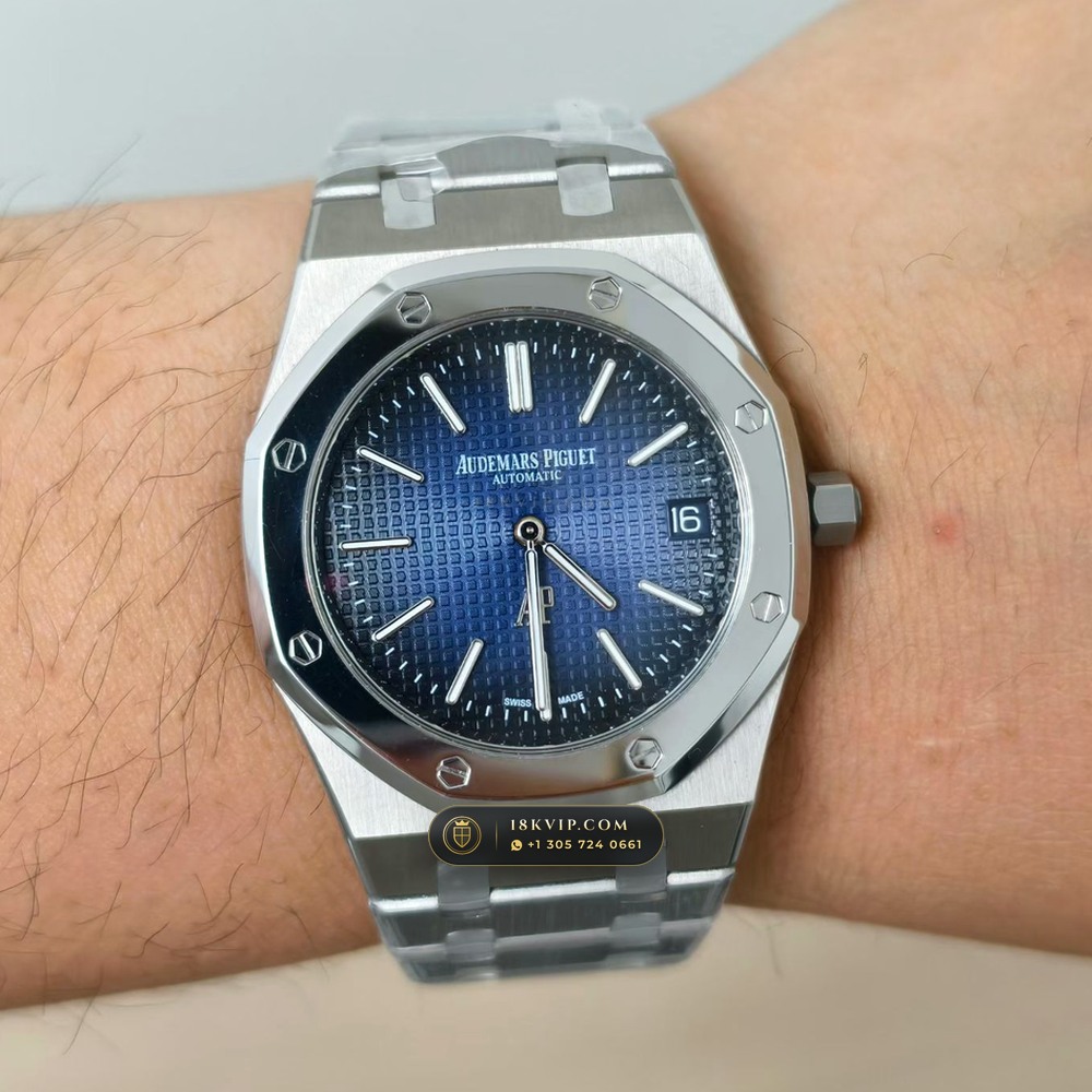 Audemars Piguet Royal Oak Jumbo Extra-Thin 39mm Ref. 15202IP.OO.1240IP.01 — Private Vault Edition — Studio Gallery Plate VIII in Grade 5 Titanium Monobloc (93.6g Verified Mass, Audemars Piguet Cal. 2121 Ultra-Thin)