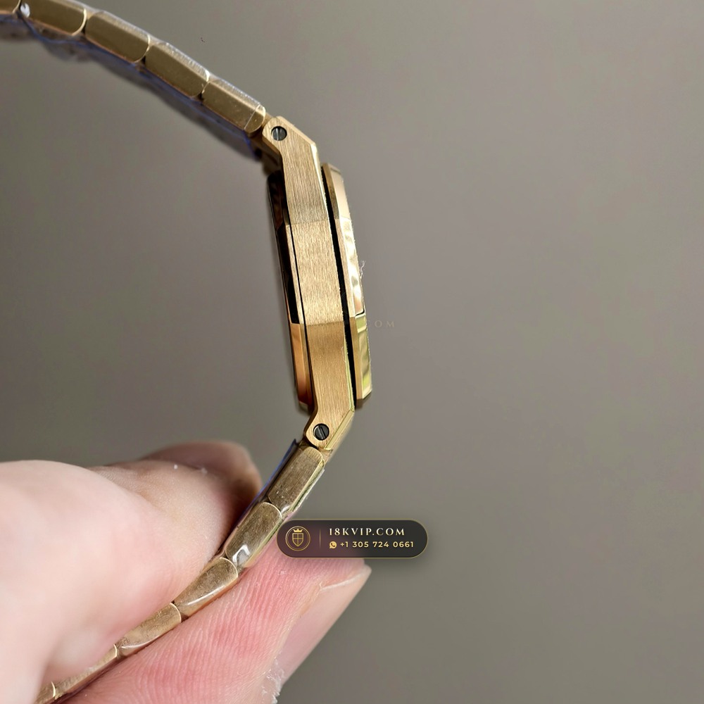 Audemars Piguet Royal Oak Mini Frosted Gold 23mm 18K Yellow Gold Ref. 67630BA.GG.1312BA.01 — Private Vault Edition — Studio Gallery Plate IV in 18K Yellow Gold Au750 (73.1g Verified Mass, Audemars Piguet Cal. 2730)