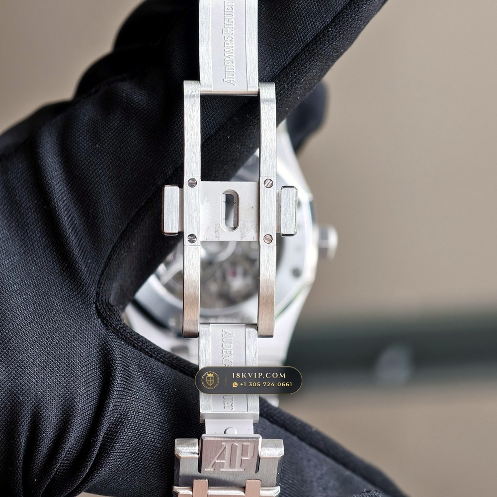 Audemars Piguet Royal Oak Double Balance Wheel Openworked 37mm 18K White Gold 5-Axis CNC Case Ref. 15467BC.OO.1256BC.01 — Private Vault Edition — Studio Gallery Plate VII in 18K White Gold Au750 (184.4g Verified Mass, Audemars Piguet Cal. 3132 Dual-Balance Openworked)