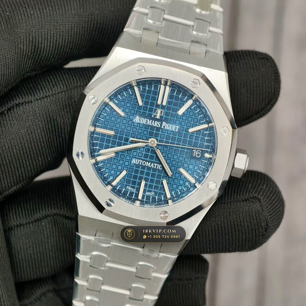 Audemars Piguet Royal Oak Selfwinding 37mm Custom Tapestry Dial Deep Crystal Optics Ref. 15450ST — Private Vault Edition — Studio Gallery Plate III in 904L Stainless Steel Custom Architecture (132.6g Verified Mass, Audemars Piguet Cal. 3120 / Cal. 5900)