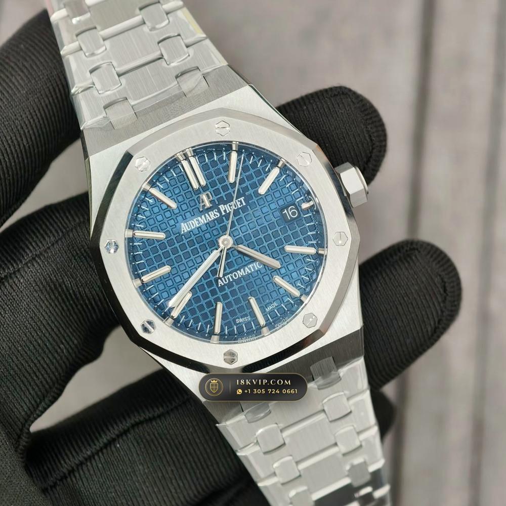 Audemars Piguet Royal Oak Selfwinding 37mm Custom Tapestry Dial Deep Crystal Optics Ref. 15450ST — Private Vault Edition — Studio Gallery Plate IV in 904L Stainless Steel Custom Architecture (132.6g Verified Mass, Audemars Piguet Cal. 3120 / Cal. 5900)