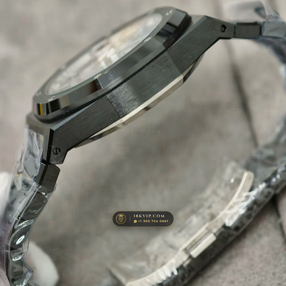 Audemars Piguet Royal Oak Selfwinding Chronograph 41mm Ref. 26240CE — Private Vault Edition — Studio Gallery Plate VIII in High-Tech Ceramic & Titanium (149.3g Verified Mass, Audemars Piguet Cal. 4401 Flyback Chronograph)
