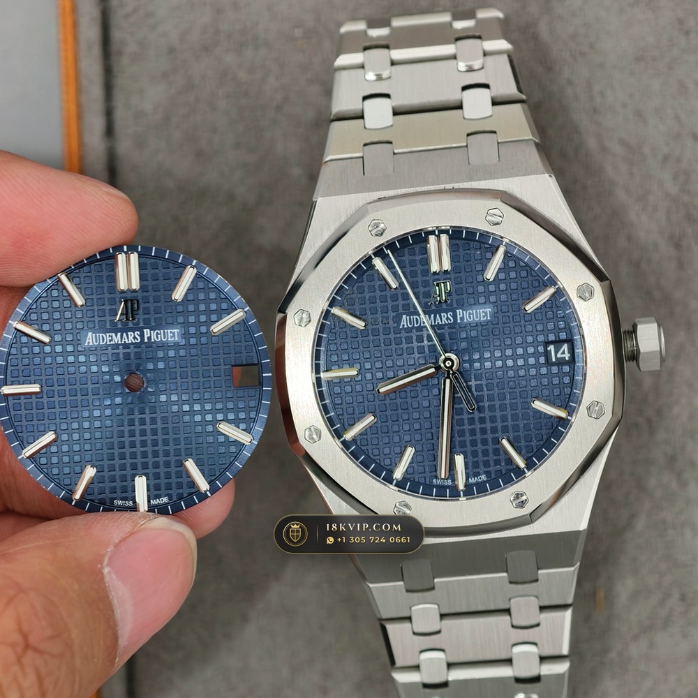 Audemars Piguet Royal Oak Selfwinding 41mm Custom SW Dial Free-Sprung Calibre Ref. 15500ST — Private Vault Edition — Studio Gallery Plate II in 904L Stainless Steel Custom Architecture (166.7g Verified Mass, Audemars Piguet Cal. 4302 - 70h Power Reserve)