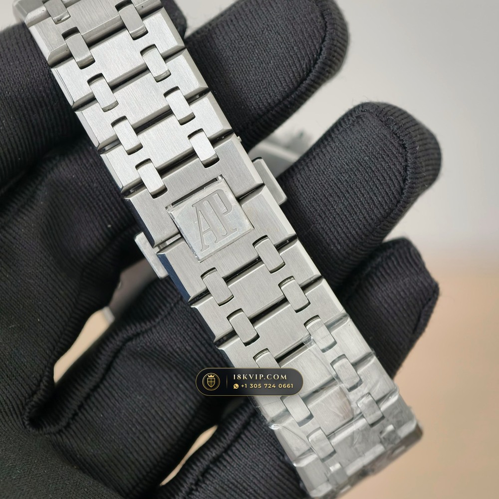 Audemars Piguet Royal Oak Selfwinding Chronograph 41mm Ref. 26331ST — Private Vault Edition — Studio Gallery Plate VII in 904L Stainless Steel Custom Architecture (180.7g Verified Mass, Audemars Piguet Cal. 2385 Column-Wheel Chronograph)