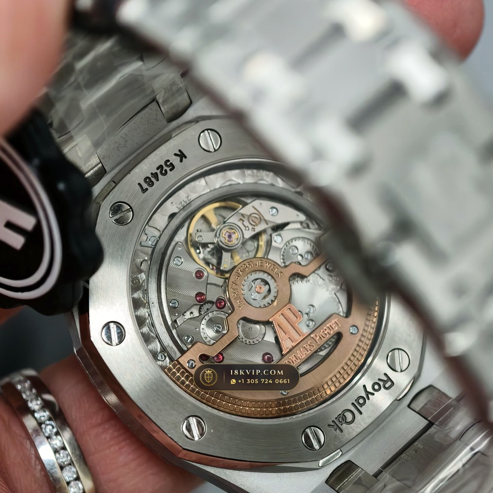 Audemars Piguet Royal Oak Jumbo Extra-Thin 39mm Geneva Atelier Spec Ref. 15202ST — Private Vault Edition — Studio Gallery Plate VI in 904L Stainless Steel Custom Architecture (103.6g Verified Mass, Audemars Piguet Cal. 2121 Ultra-Thin)