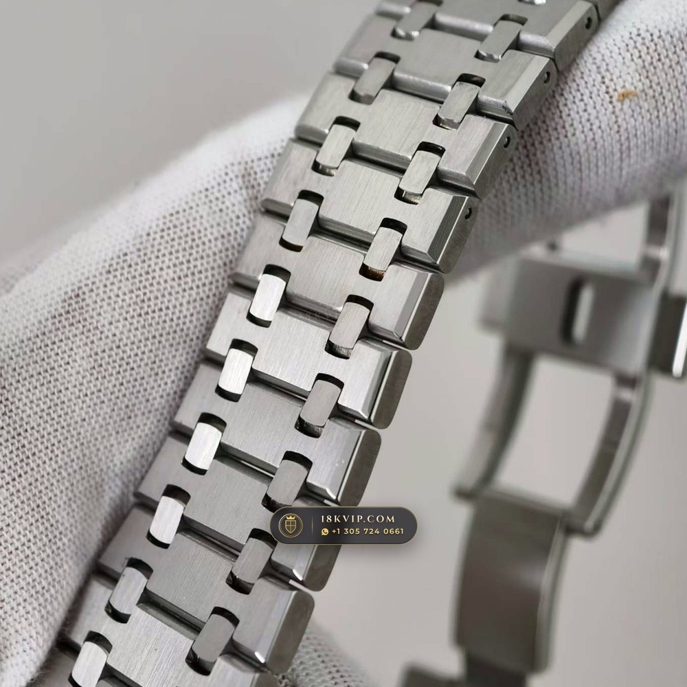 Audemars Piguet Royal Oak Selfwinding Chronograph 41mm 5-Axis CNC Case Ref. 26331ST — Private Vault Edition — Studio Gallery Plate VI in 904L Stainless Steel Custom Architecture (180.3g Verified Mass, Audemars Piguet Cal. 2385 Column-Wheel Chronograph)