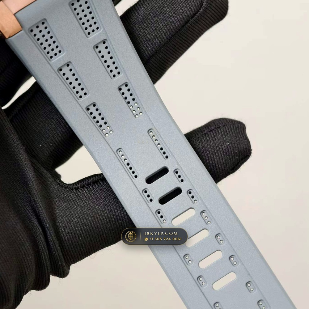 Audemars Piguet Royal Oak Offshore Selfwinding Chronograph 43mm 18K Rose Gold Ref. 26210OI.OO.A109CR.01 — Private Vault Edition — Studio Gallery Plate VIII in 18K Rose Gold Au750 (184.5g Verified Mass, Audemars Piguet Cal. 4401 Flyback Chronograph)