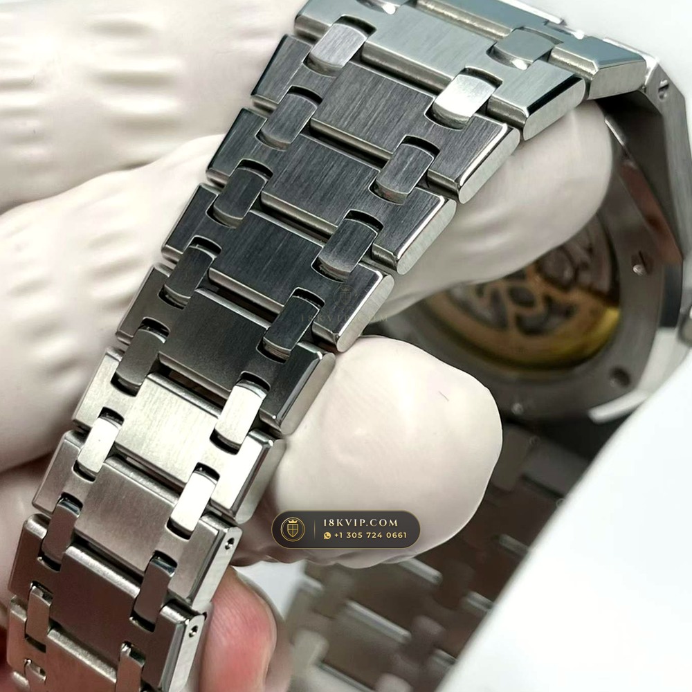 Audemars Piguet Royal Oak Jumbo Extra-Thin 39mm Ref. 15202ST.OO.0944ST.03 — Private Vault Edition — Studio Gallery Plate VI in 904L Stainless Steel Custom Architecture (103.8g Verified Mass, Audemars Piguet Cal. 2121 Ultra-Thin)