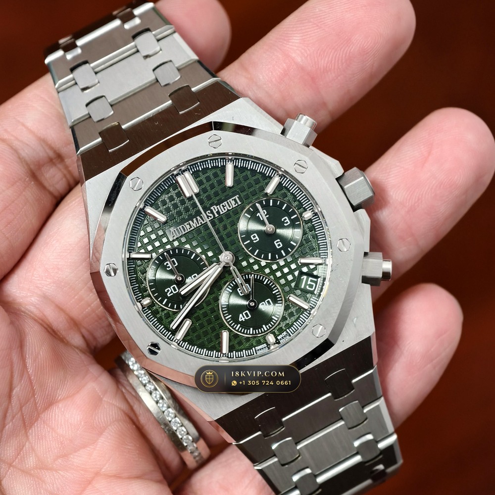 Audemars Piguet Royal Oak Selfwinding Chronograph 41mm Custom Tapestry Dial Deep Crystal Optics Ref. 26240ST.OO.1320ST.08 — Private Vault Edition — Studio Gallery Plate III in 904L Stainless Steel Custom Architecture (180.6g Verified Mass, Audemars Piguet Cal. 4401 Flyback Chronograph)