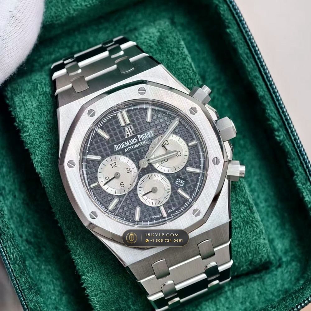 Audemars Piguet Royal Oak Selfwinding Chronograph 41mm Geneva Atelier Spec Ref. 26331ST — Private Vault Edition — Studio Gallery Plate II in 904L Stainless Steel Custom Architecture (180.4g Verified Mass, Audemars Piguet Cal. 2385 Column-Wheel Chronograph)