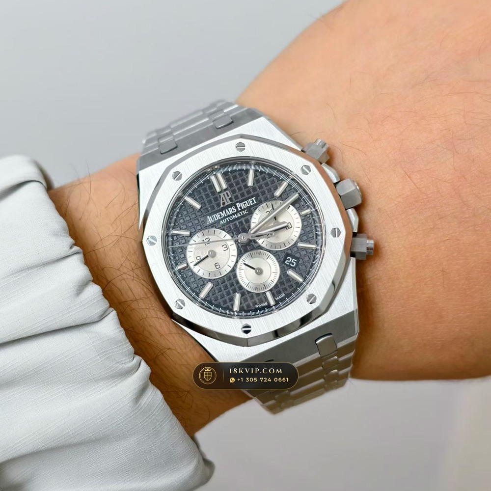 Audemars Piguet Royal Oak Selfwinding Chronograph 41mm Geneva Atelier Spec Ref. 26331ST — Private Vault Edition — Studio Gallery Plate VII in 904L Stainless Steel Custom Architecture (180.4g Verified Mass, Audemars Piguet Cal. 2385 Column-Wheel Chronograph)