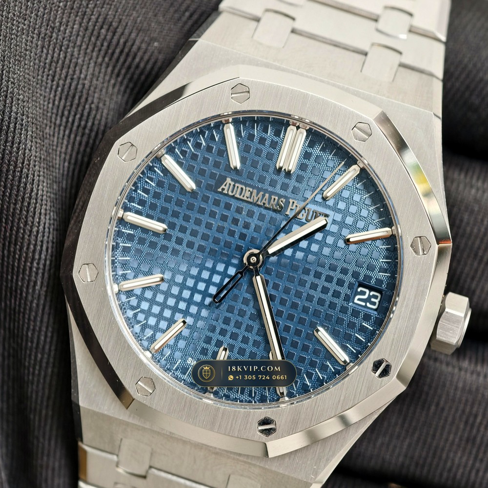 Audemars Piguet Royal Oak Selfwinding 41mm Chronometer Regulated Spec Ref. 15510ST — Private Vault Edition — Studio Gallery Plate IV in 904L Stainless Steel Custom Architecture (166.4g Verified Mass, Audemars Piguet Cal. 4302 - 70h Power Reserve)