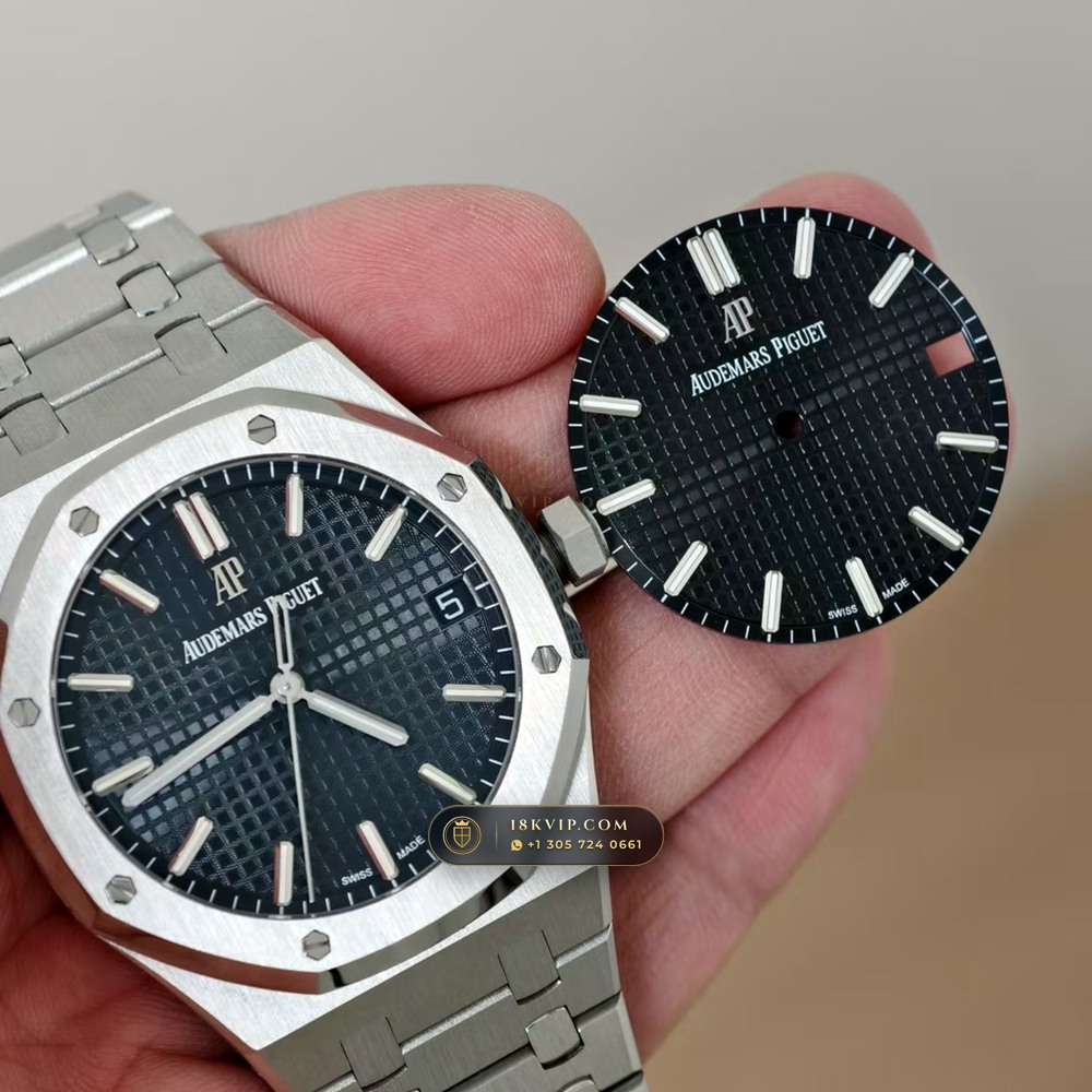 Audemars Piguet Royal Oak Selfwinding 41mm Custom Tapestry Dial Deep Crystal Optics Ref. 15500ST — Private Vault Edition — Studio Gallery Plate II in 904L Stainless Steel Custom Architecture (166.5g Verified Mass, Audemars Piguet Cal. 4302 - 70h Power Reserve)