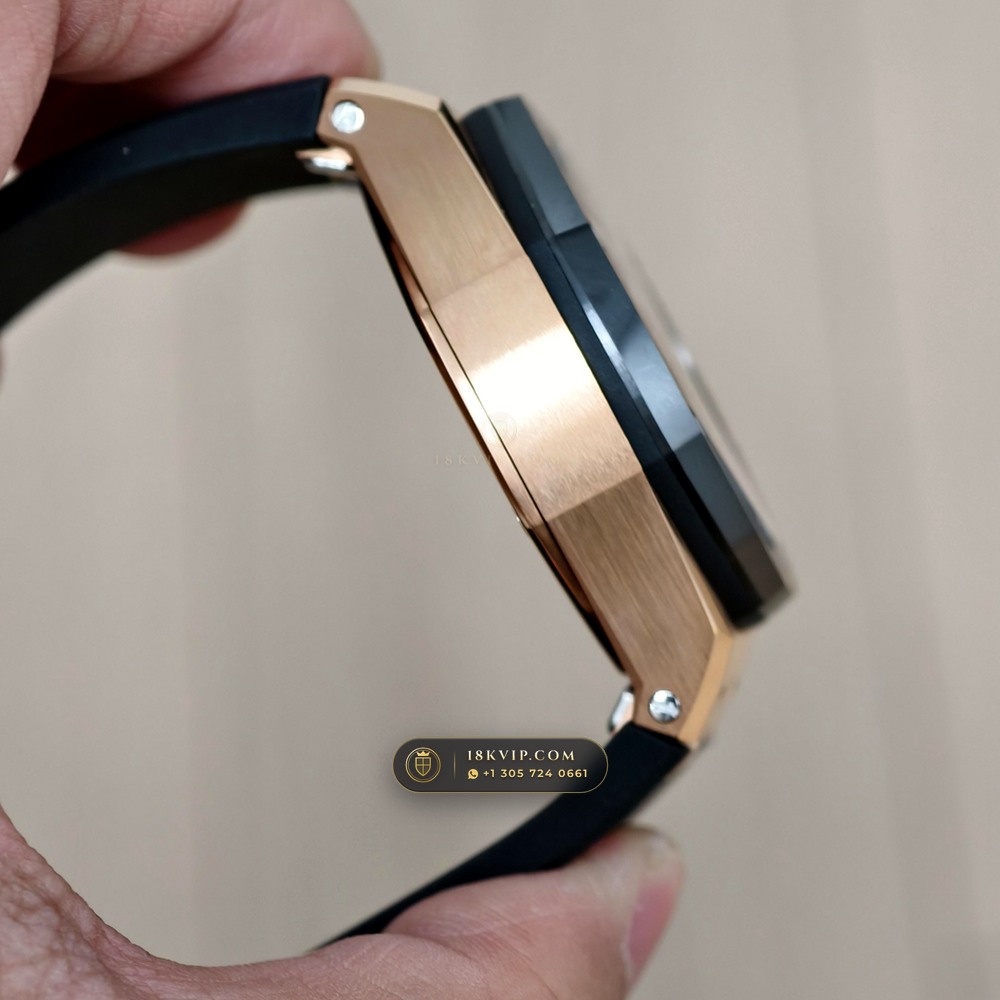 Audemars Piguet Royal Oak Offshore Selfwinding Chronograph 43mm 18K Rose Gold Ref. 26420RO.OO.A002CA.01 — Private Vault Edition — Studio Gallery Plate IV in 18K Rose Gold Au750 (184.3g Verified Mass, Audemars Piguet Cal. 4401 Flyback Chronograph)