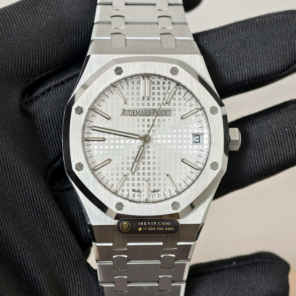 Audemars Piguet Royal Oak Selfwinding 41mm Hand-Chamfered Bevel Spec Ref. 15510ST — Private Vault Edition — Studio Gallery Plate II in 904L Stainless Steel Custom Architecture (166.8g Verified Mass, Audemars Piguet Cal. 4302 - 70h Power Reserve)