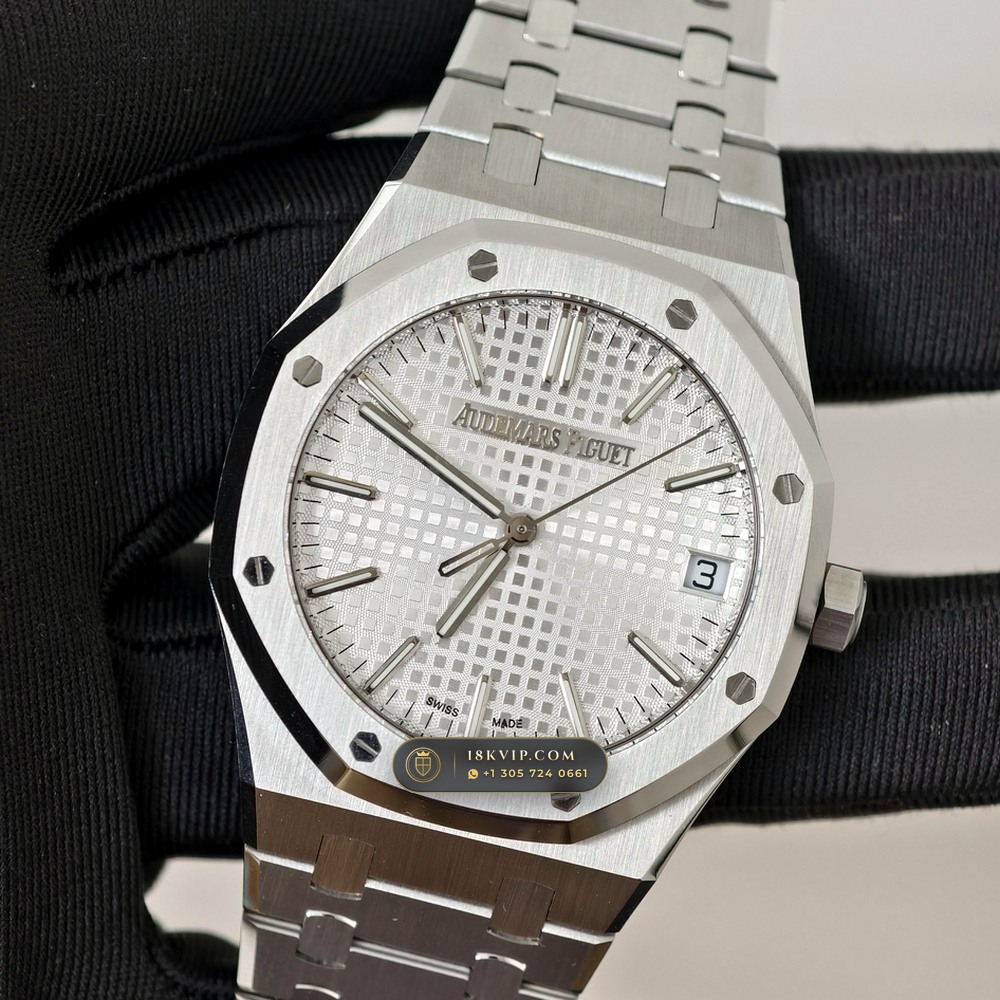 Audemars Piguet Royal Oak Selfwinding 41mm Hand-Chamfered Bevel Spec Ref. 15510ST — Private Vault Edition — Studio Gallery Plate III in 904L Stainless Steel Custom Architecture (166.8g Verified Mass, Audemars Piguet Cal. 4302 - 70h Power Reserve)