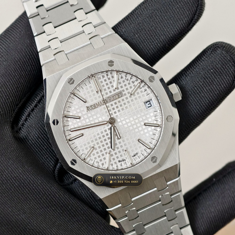 Audemars Piguet Royal Oak Selfwinding 41mm Hand-Chamfered Bevel Spec Ref. 15510ST — Private Vault Edition — Studio Gallery Plate IV in 904L Stainless Steel Custom Architecture (166.8g Verified Mass, Audemars Piguet Cal. 4302 - 70h Power Reserve)