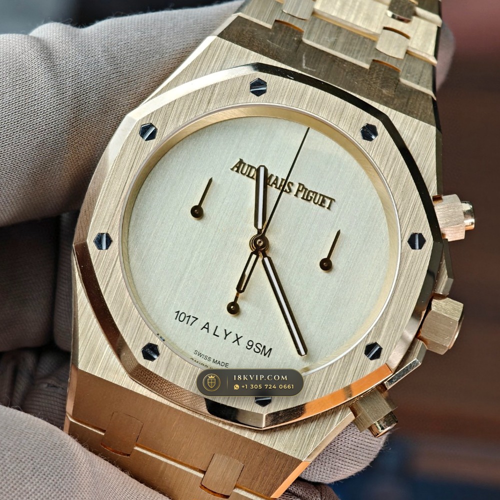 Audemars Piguet Royal Oak Selfwinding Chronograph 41mm 18K Yellow Gold Ref. 26240BA.OO.1320BA.01 — Private Vault Edition — Studio Gallery Plate III in 18K Yellow Gold Au750 (246.0g Verified Mass, Audemars Piguet Cal. 4401 Flyback Chronograph)