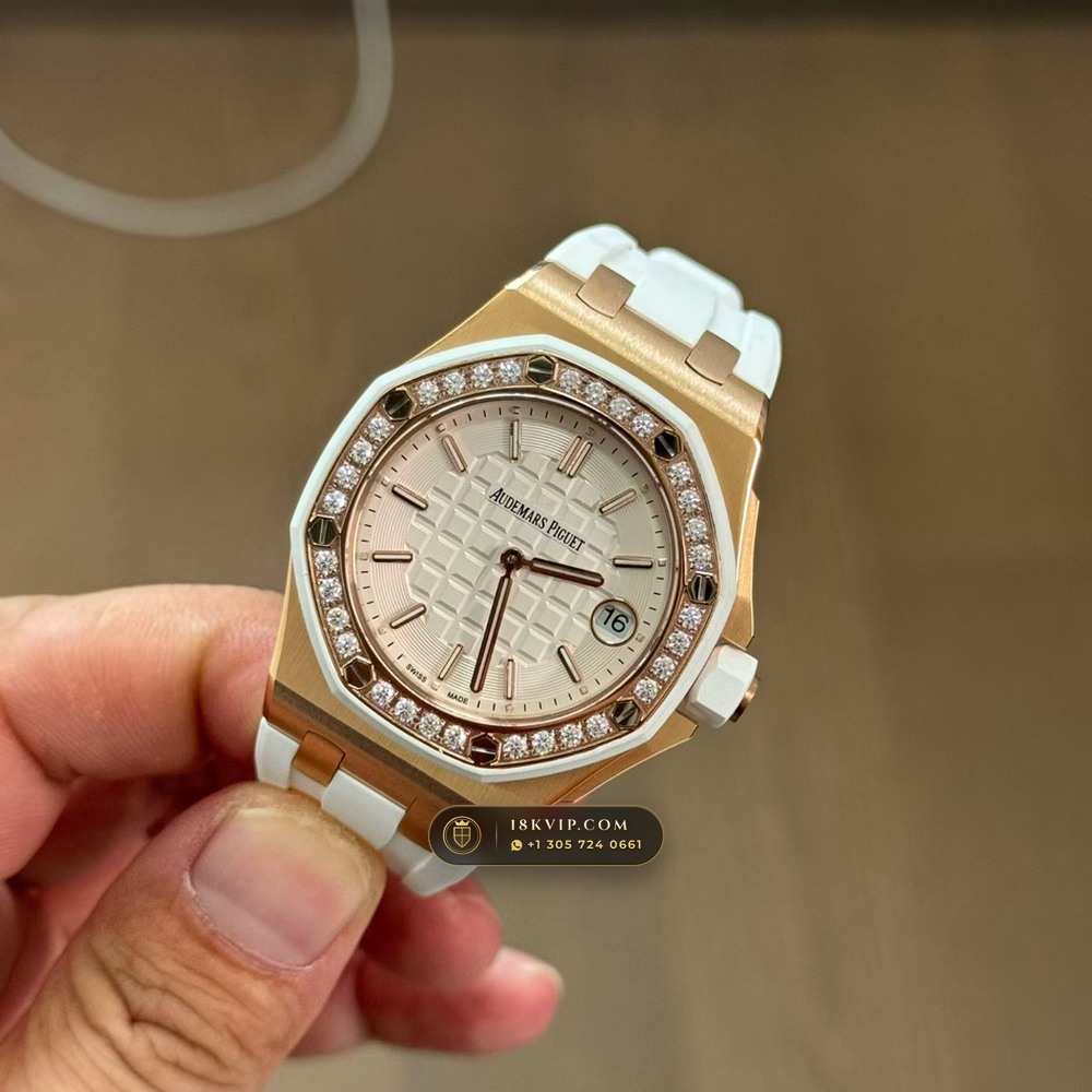 Audemars Piguet Royal Oak Selfwinding 37mm Diamond-Set Bezel 18K Rose Gold Ref. 67540OK.ZZ.A010CA.01 — Private Vault Edition — Studio Gallery Plate II in 18K Rose Gold Au750 (109.9g Verified Mass, Audemars Piguet Cal. 3120 / Cal. 5900)