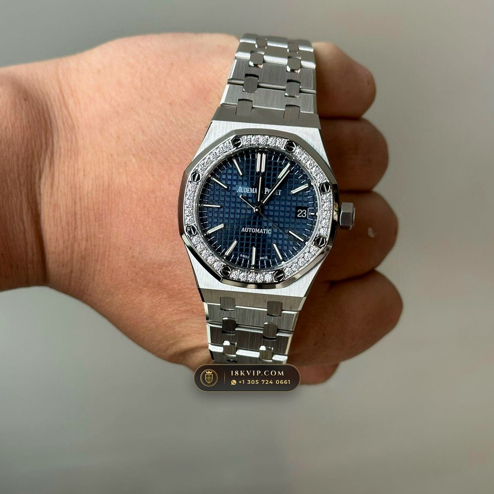 Audemars Piguet Royal Oak Selfwinding 37mm Diamond-Set Bezel Ref. 15450ST — Private Vault Edition — Studio Gallery Plate V in 904L Stainless Steel Custom Architecture (132.1g Verified Mass, Audemars Piguet Cal. 3120 / Cal. 5900)