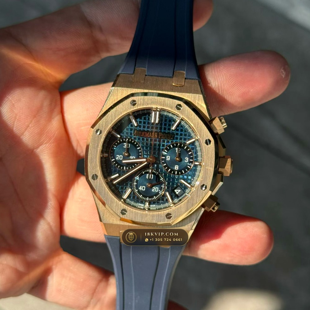 Audemars Piguet Royal Oak Selfwinding Chronograph 41mm 18K Rose Gold Ref. 26240OR — Private Vault Edition — Studio Gallery Plate IX in 18K Rose Gold Au750 (246.0g Verified Mass, Audemars Piguet Cal. 4401 Flyback Chronograph)