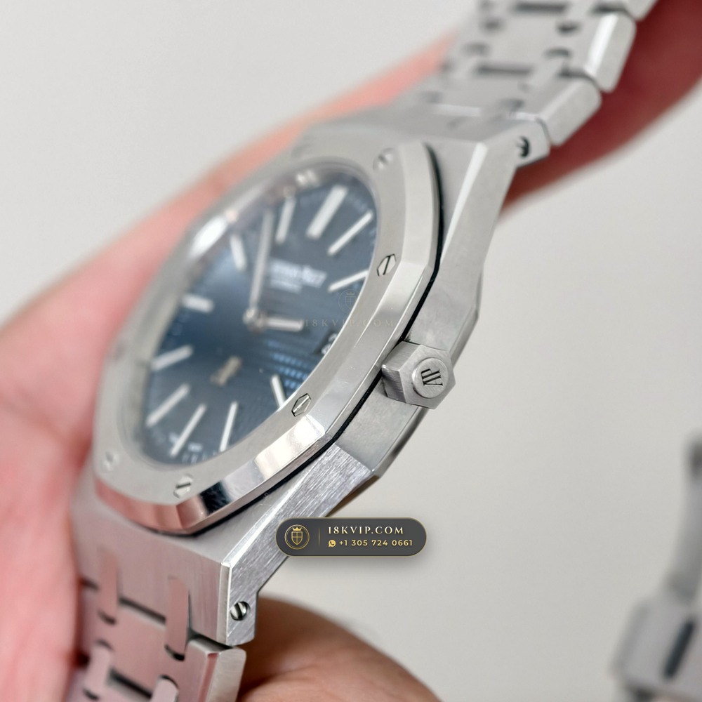 Audemars Piguet Royal Oak Jumbo Extra-Thin 39mm Chronometer Regulated Spec Ref. 15202ST — Private Vault Edition — Studio Gallery Plate VIII in 904L Stainless Steel Custom Architecture (103.1g Verified Mass, Audemars Piguet Cal. 2121 Ultra-Thin)