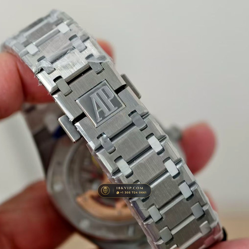 Audemars Piguet Royal Oak Jumbo Extra-Thin 39mm Geneva Atelier Spec Ref. 15202IP — Private Vault Edition — Studio Gallery Plate X in 904L Stainless Steel Custom Architecture (94.1g Verified Mass, Audemars Piguet Cal. 2121 Ultra-Thin)