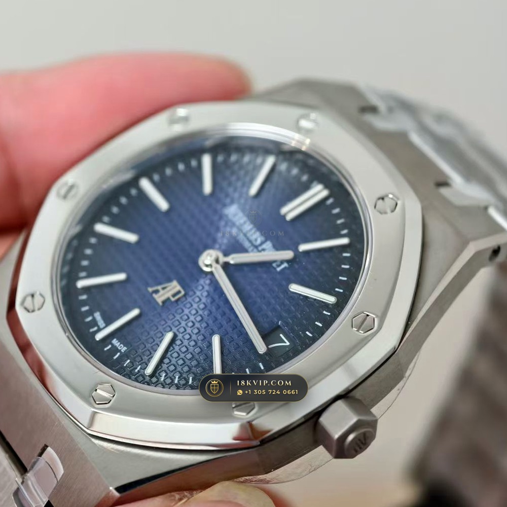 Audemars Piguet Royal Oak Jumbo Extra-Thin 39mm Geneva Atelier Spec Ref. 15202IP — Private Vault Edition — Studio Gallery Plate III in 904L Stainless Steel Custom Architecture (94.1g Verified Mass, Audemars Piguet Cal. 2121 Ultra-Thin)