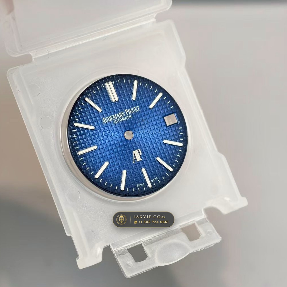 Audemars Piguet Royal Oak Jumbo Extra-Thin 39mm Geneva Atelier Spec Ref. 15202IP — Private Vault Edition — Studio Gallery Plate VIII in 904L Stainless Steel Custom Architecture (94.1g Verified Mass, Audemars Piguet Cal. 2121 Ultra-Thin)