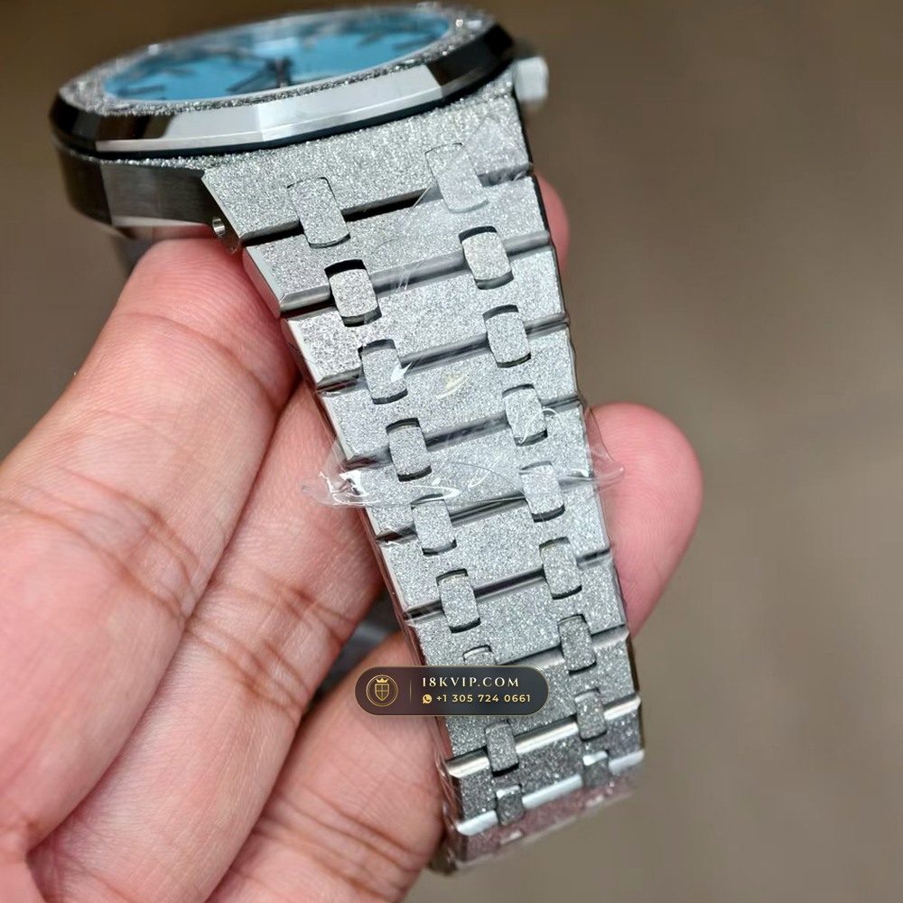 Audemars Piguet Royal Oak Selfwinding Flying Tourbillon 41mm Tiffany Blue Dial Ref. 26735ST.OO.1320ST.02 — Private Vault Edition — Studio Gallery Plate IV in 904L Stainless Steel Custom Architecture (159.5g Verified Mass, Audemars Piguet Cal. 2950 Flying Tourbillon)