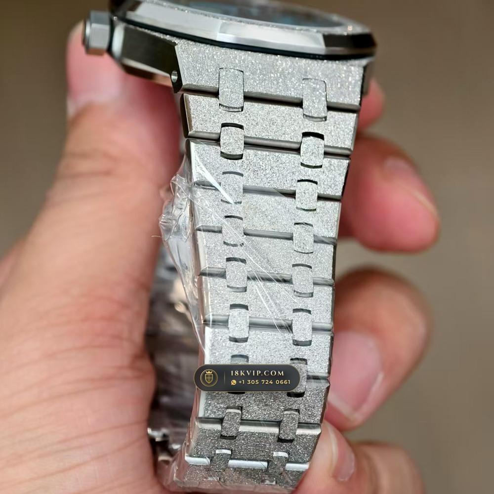 Audemars Piguet Royal Oak Selfwinding Flying Tourbillon 41mm Tiffany Blue Dial Ref. 26735ST.OO.1320ST.02 — Private Vault Edition — Studio Gallery Plate V in 904L Stainless Steel Custom Architecture (159.5g Verified Mass, Audemars Piguet Cal. 2950 Flying Tourbillon)
