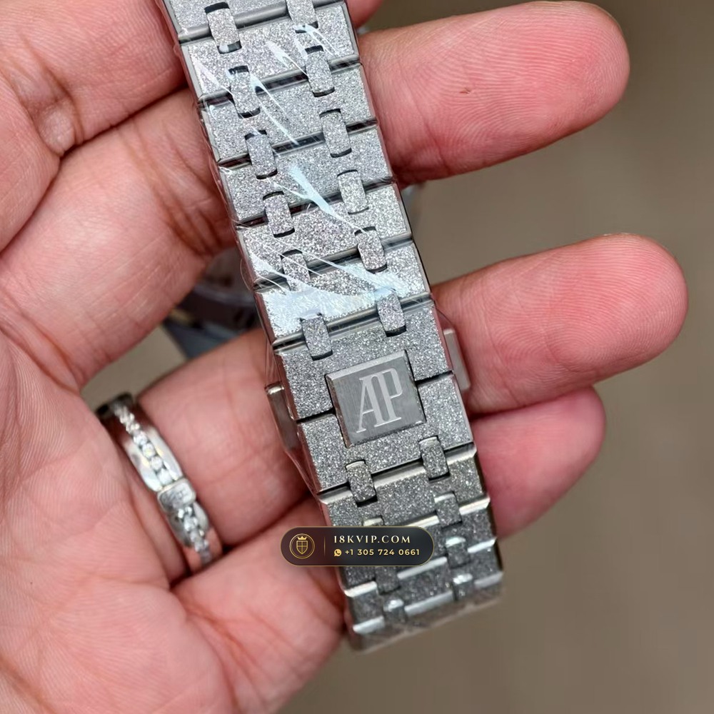 Audemars Piguet Royal Oak Selfwinding Flying Tourbillon 41mm Tiffany Blue Dial Ref. 26735ST.OO.1320ST.02 — Private Vault Edition — Studio Gallery Plate VI in 904L Stainless Steel Custom Architecture (159.5g Verified Mass, Audemars Piguet Cal. 2950 Flying Tourbillon)