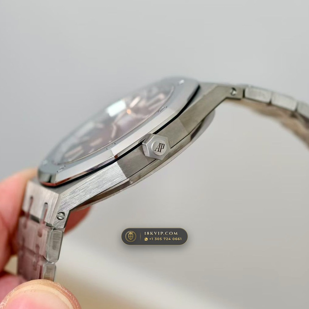Audemars Piguet Royal Oak Jumbo Extra-Thin 39mm Ref. 16202IP — Private Vault Edition — Studio Gallery Plate V in Grade 5 Titanium Monobloc (94.4g Verified Mass, Audemars Piguet Cal. 7121)