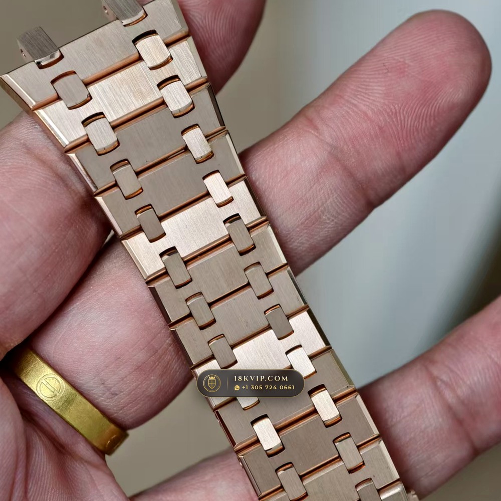 Audemars Piguet Royal Oak Selfwinding Chronograph 41mm 18K Rose Gold Deep Crystal Optics Ref. 26240OR — Private Vault Edition — Studio Gallery Plate VIII in 18K Rose Gold Au750 (158.4g Verified Mass, Audemars Piguet Cal. 4401 Flyback Chronograph)
