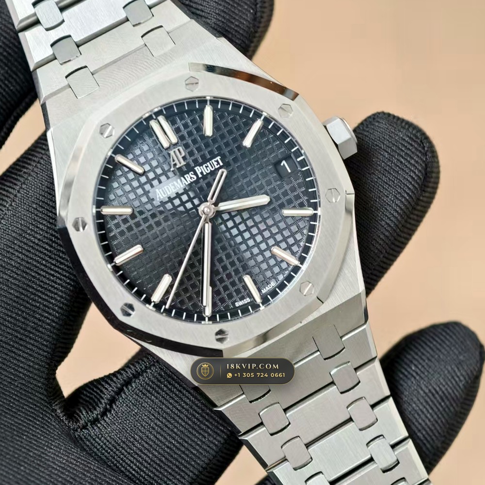 Audemars Piguet Royal Oak Selfwinding 41mm Chronometer Regulated Spec Ref. 15500ST — Private Vault Edition — Studio Gallery Plate II in 904L Stainless Steel Custom Architecture (166.8g Verified Mass, Audemars Piguet Cal. 4302 - 70h Power Reserve)