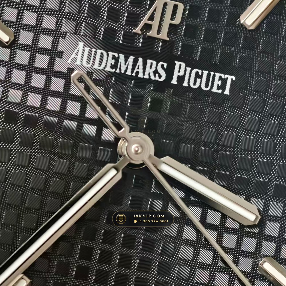 Audemars Piguet Royal Oak Selfwinding 41mm Chronometer Regulated Spec Ref. 15500ST — Private Vault Edition — Studio Gallery Plate V in 904L Stainless Steel Custom Architecture (166.8g Verified Mass, Audemars Piguet Cal. 4302 - 70h Power Reserve)