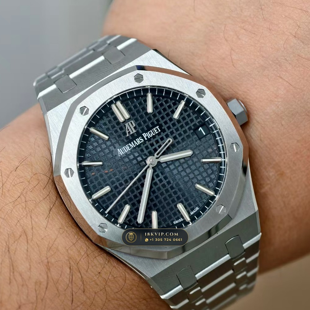 Audemars Piguet Royal Oak Selfwinding 41mm Chronometer Regulated Spec Ref. 15500ST — Private Vault Edition — Studio Gallery Plate IX in 904L Stainless Steel Custom Architecture (166.8g Verified Mass, Audemars Piguet Cal. 4302 - 70h Power Reserve)