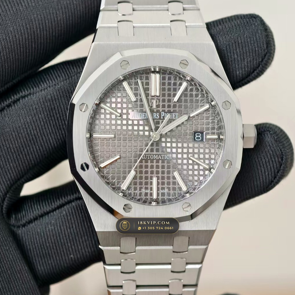 Audemars Piguet Royal Oak Selfwinding 41mm Ref. 15400ST — Private Vault Edition — Studio Gallery Plate II in 904L Stainless Steel Custom Architecture (166.8g Verified Mass, Audemars Piguet Cal. 3120 - 22K Gold Rotor)