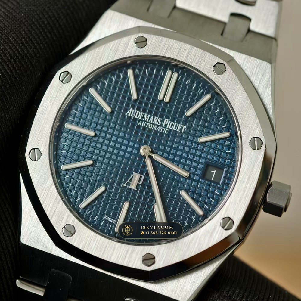 Audemars Piguet Royal Oak Jumbo Extra-Thin 39mm Vendome Salon Spec Ref. 15202ST — Private Vault Edition — Studio Gallery Plate III in 904L Stainless Steel Custom Architecture (103.6g Verified Mass, Audemars Piguet Cal. 2121 Ultra-Thin)