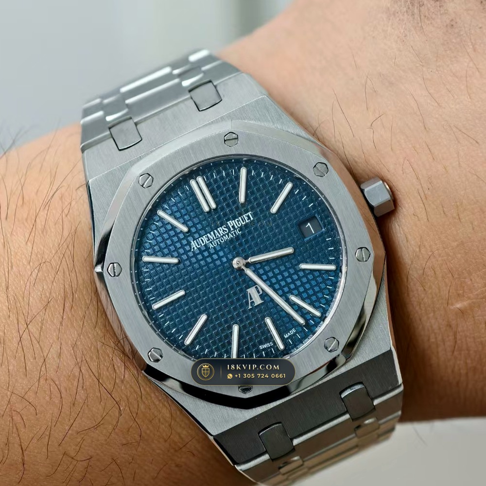 Audemars Piguet Royal Oak Jumbo Extra-Thin 39mm Vendome Salon Spec Ref. 15202ST — Private Vault Edition — Studio Gallery Plate VIII in 904L Stainless Steel Custom Architecture (103.6g Verified Mass, Audemars Piguet Cal. 2121 Ultra-Thin)
