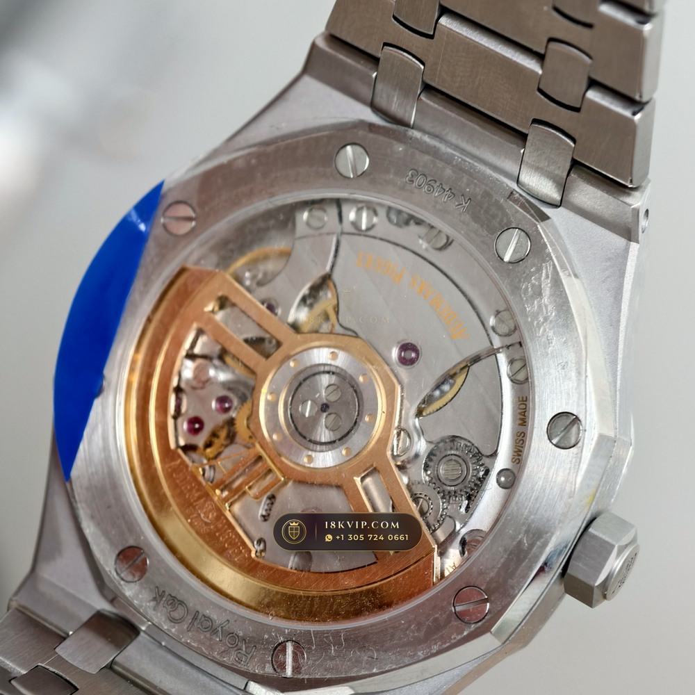 Audemars Piguet Royal Oak Selfwinding 41mm Sunray Emerald / Khaki Green Dial Custom SW Dial Deep Crystal Optics Ref. 15510ST — Private Vault Edition — Studio Gallery Plate X in 904L Stainless Steel Custom Architecture (166.5g Verified Mass, Audemars Piguet Cal. 4302 - 70h Power Reserve)