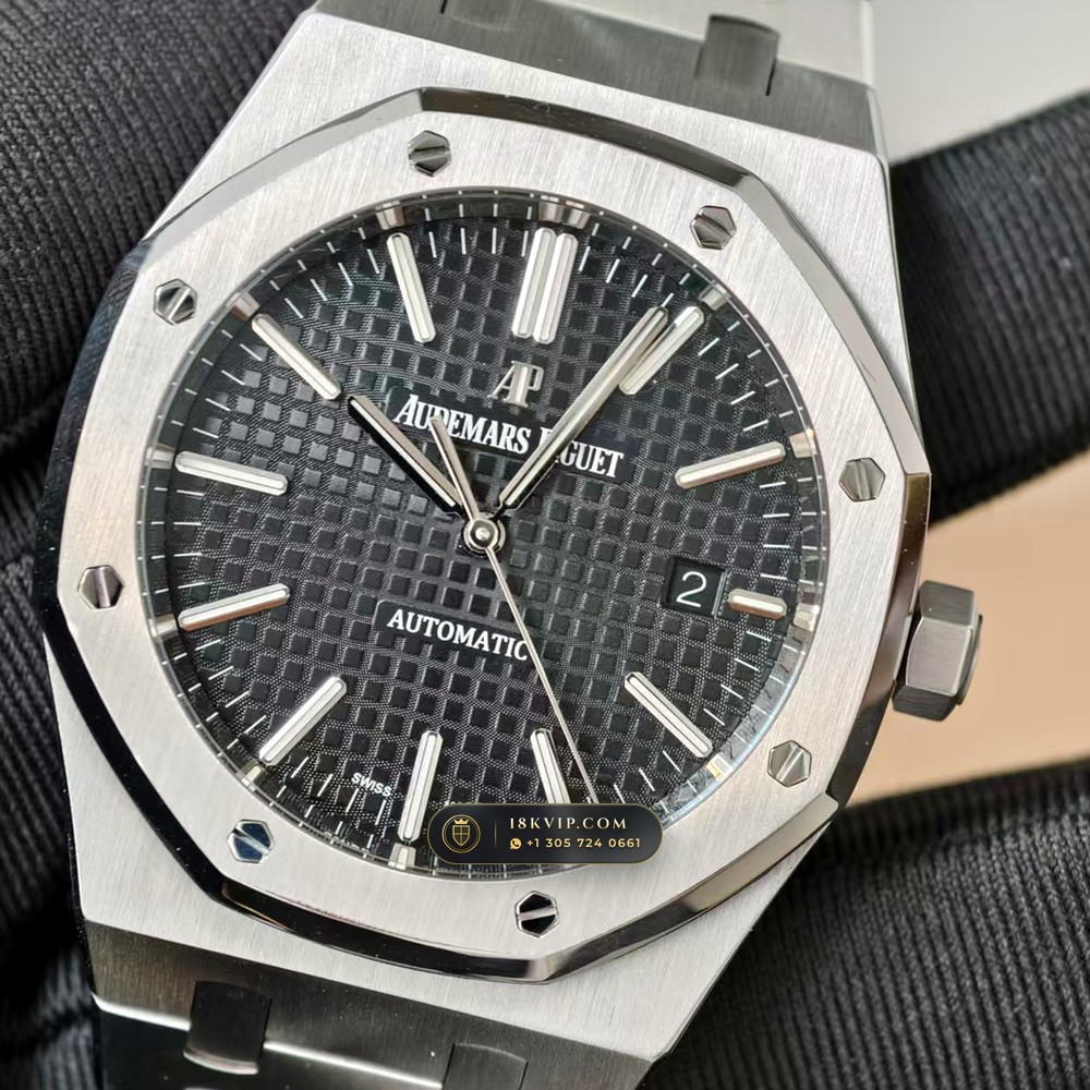 Audemars Piguet Royal Oak Selfwinding 41mm Authentic OEM Dial Deep Crystal Optics Ref. 15400ST — Private Vault Edition — Studio Gallery Plate III in 904L Stainless Steel Custom Architecture (166.8g Verified Mass, Audemars Piguet Cal. 3120 - 22K Gold Rotor)