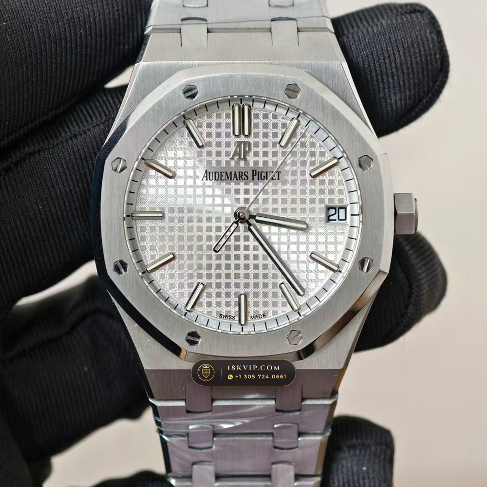 Audemars Piguet Royal Oak Selfwinding 41mm Hand-Chamfered Bevel Spec Ref. 15500ST — Private Vault Edition — Studio Gallery Plate IV in 904L Stainless Steel Custom Architecture (166.6g Verified Mass, Audemars Piguet Cal. 4302 - 70h Power Reserve)