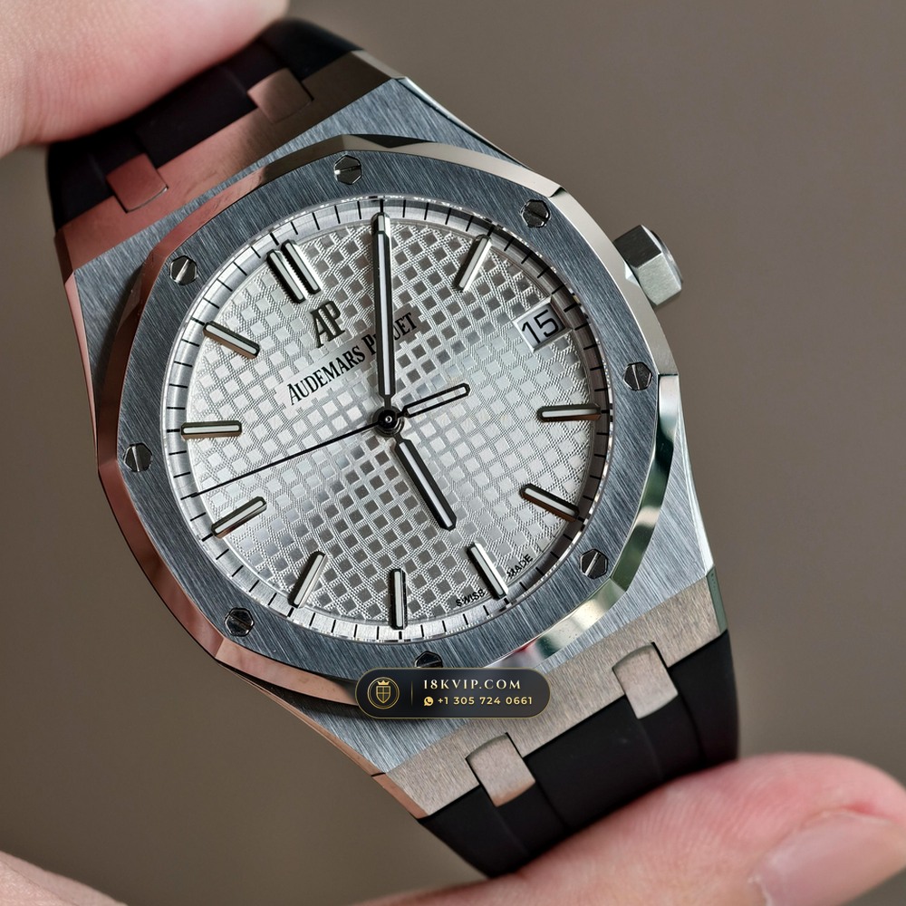Audemars Piguet Royal Oak Selfwinding 41mm Ref. 15500ST — Private Vault Edition — Studio Gallery Plate II in 904L Stainless Steel Custom Architecture (166.2g Verified Mass, Audemars Piguet Cal. 4302 - 70h Power Reserve)